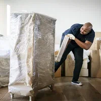 نقل وتخزين عفش في الرياض